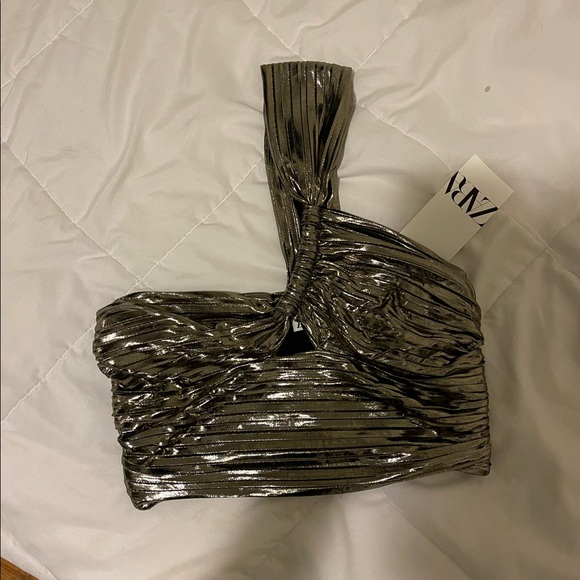 Zara asymmetrical metallic top - Picture 8 of 11